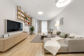 Cozy 55m2 Zverynas Retreat with Lodge